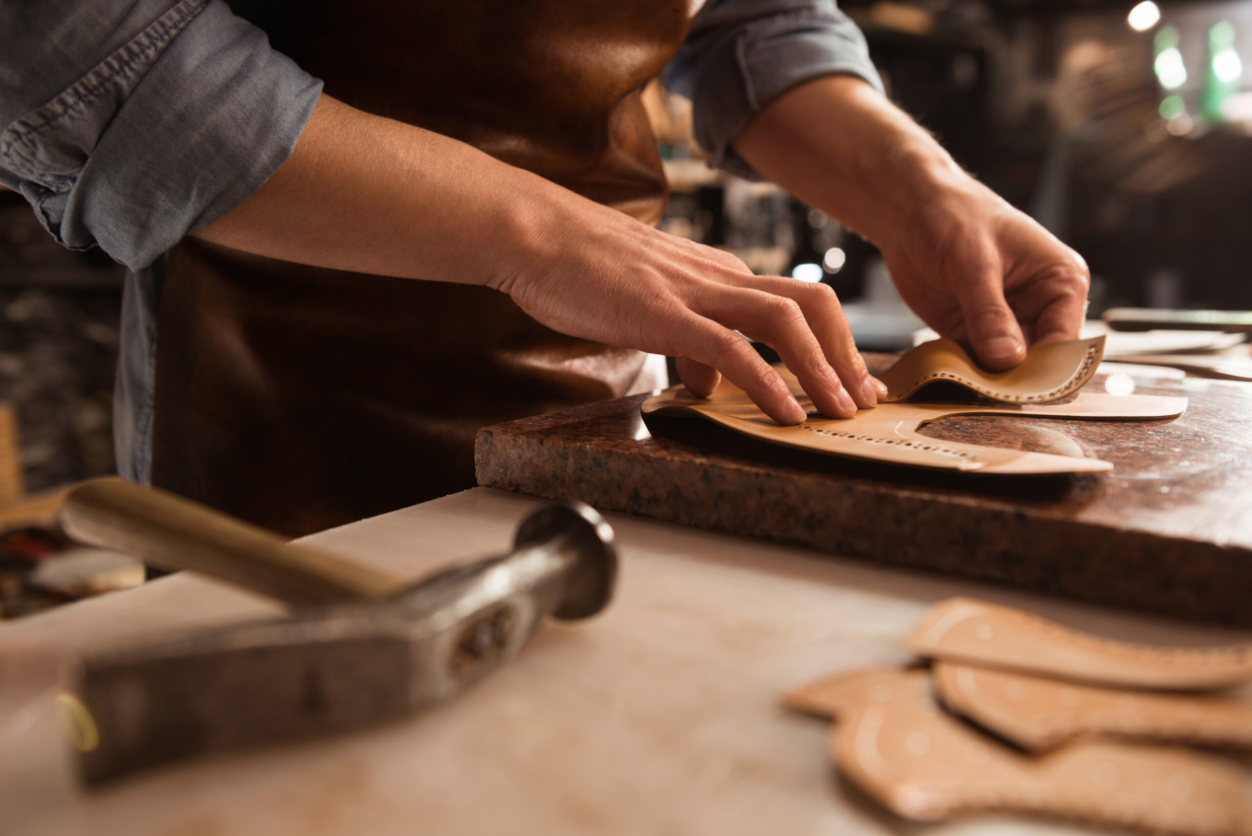 Read more about the article The Art of Hand-Tooling: Why It Makes Every Saddle One-of-a-Kind